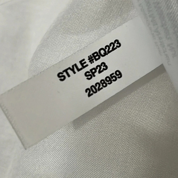 J. Crew Spring Garden Eyelet Blouse in White - Size 6 - Picture 10 of 11